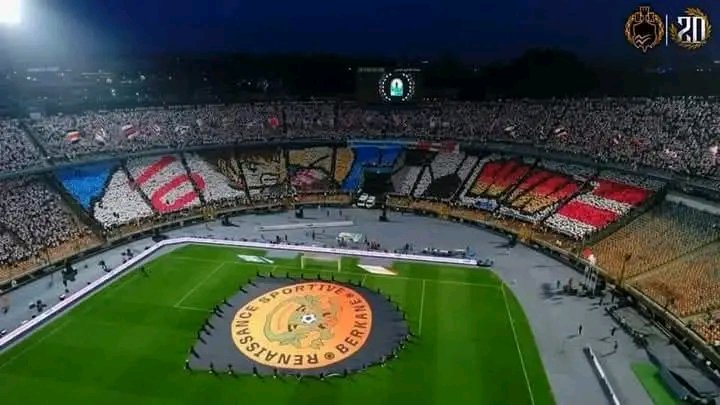 يا ناس يا ناس زمالك عاوز الكاس 

Unforgettable memories 🏹