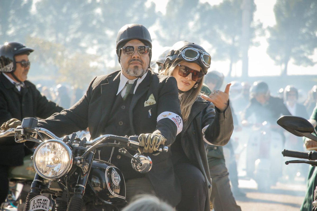 🎩 ¡Un hermoso evento solidario engalanó las calles de Bahia! 

🛵 En una edición cargada de emoción, The Distinguished Gentleman's se reunieron en el Shopping, para luego recorrer nuestra ciudad en sus motos, acercando información y recaudando fondos para prevenir el cáncer de