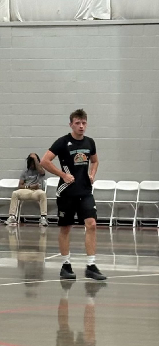 Duel threat football and basketball 2026 <a href="/Brady_QB1/">Brady</a> had a great weekend <a href="/OntheRadarHoops/">Shun Williams</a> continuing to average a double double for the summer.