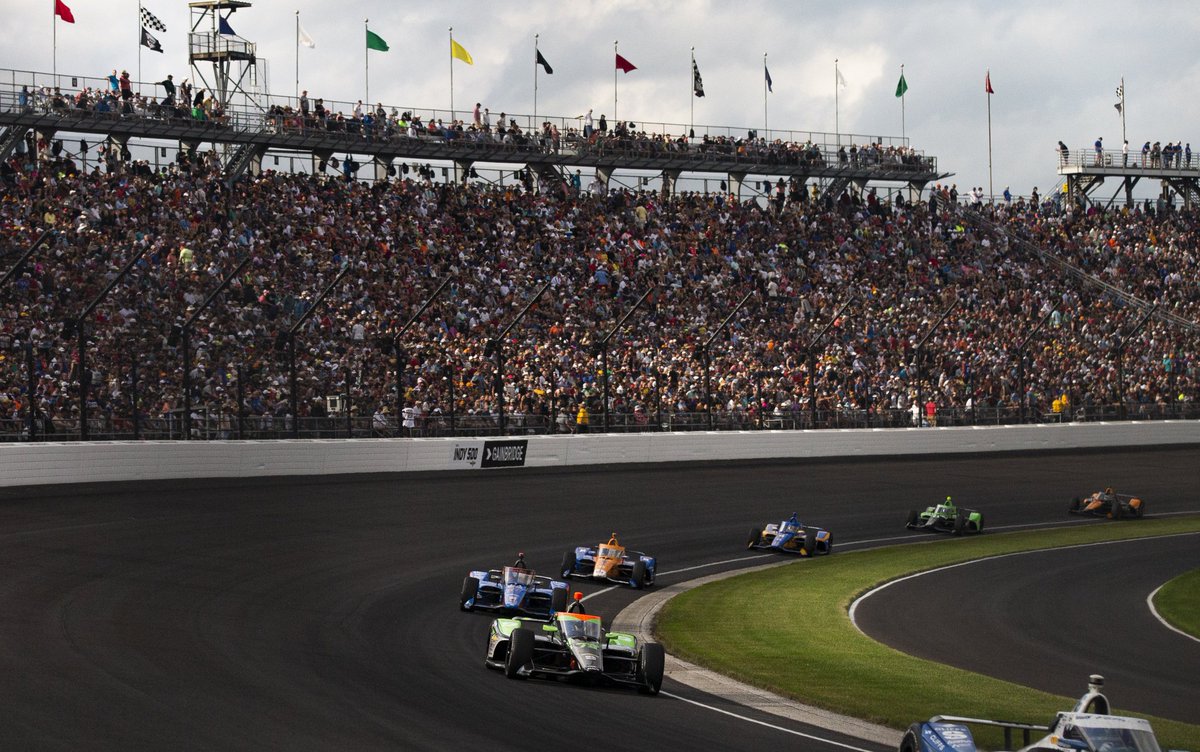 canapinismo86's tweet photo. Lo difícil y complicada que son las #Indy500 

El tiempo nos hará dimensionar lo que hiciste @AgustinCanapino https://t.co/1x3VXEPlxU