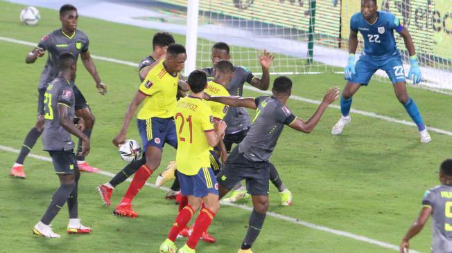 Si esto no es penal, ¿esto es gol? 

Es así, ¿verdad?