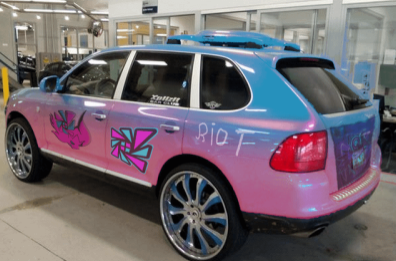 ok but who tf is the owner of this car