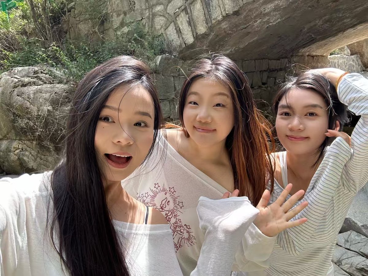 户外3人行，⛰️