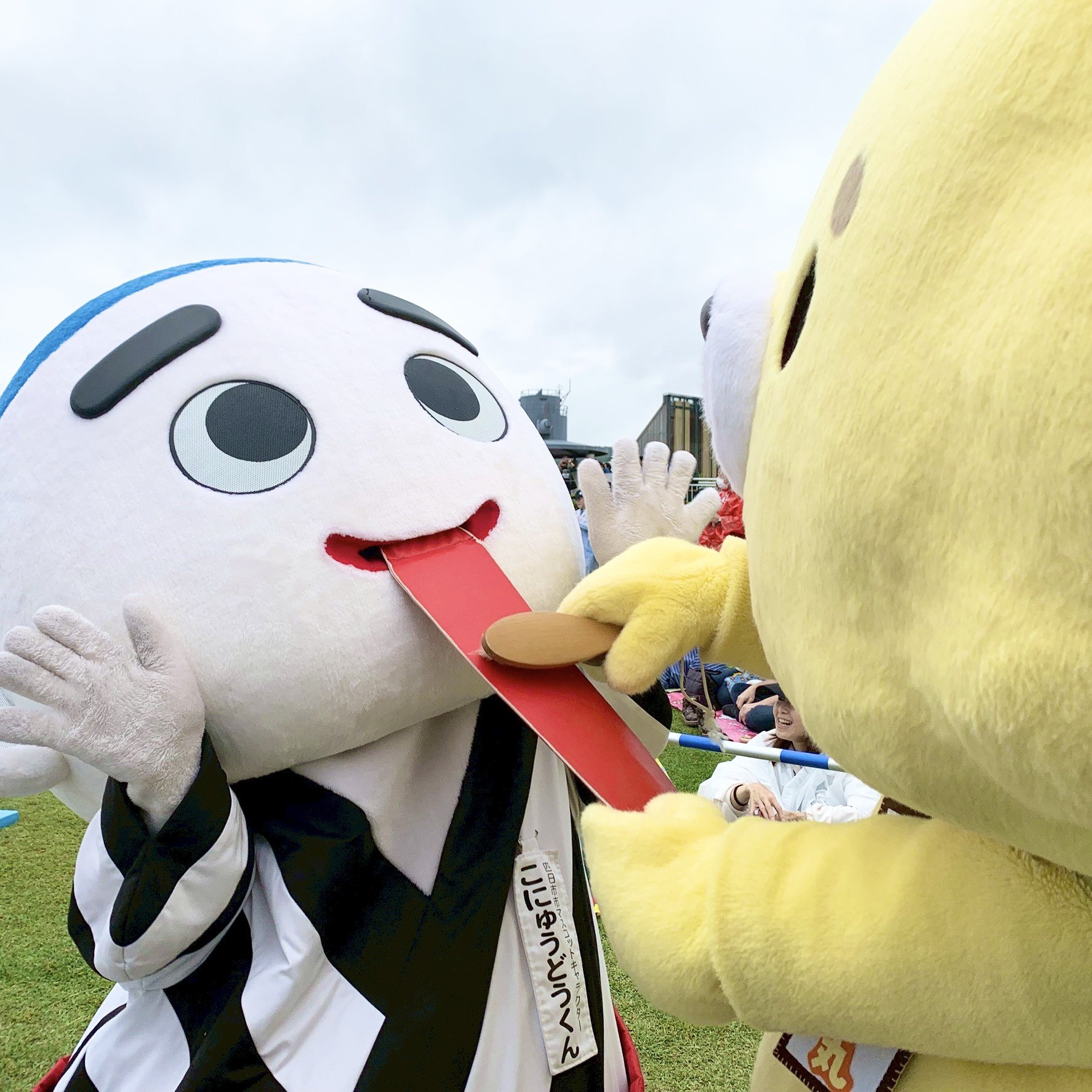 キティちゃんのストラップ 四日市 こにゅうどうくん｜Yahoo