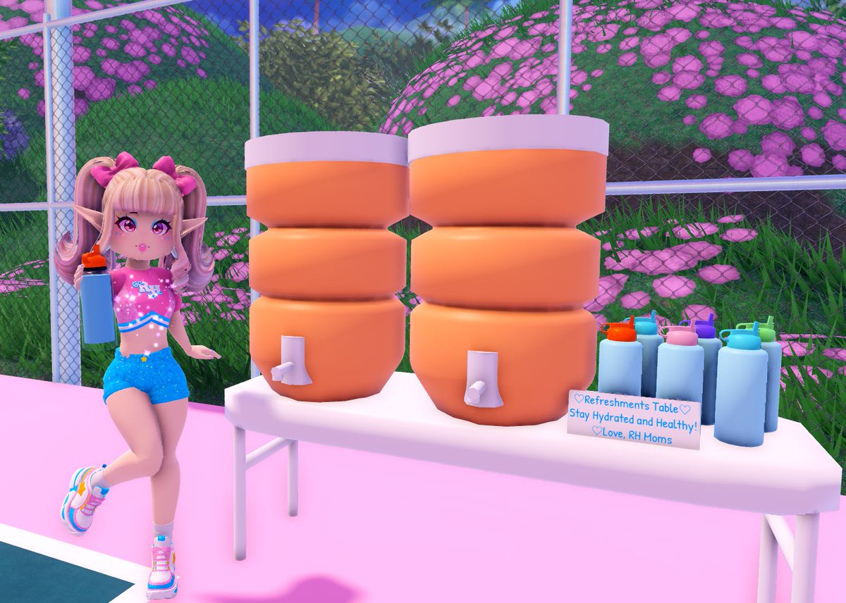 tabbykatRH's tweet photo. 🏀 Enjoying some basketball practice during break-time!! 🧡＼(^-^ )
⭐️ What's your highest score? ⭐️
#RHTC #royalehigh #RH #royalehighcampus4 https://t.co/oLBl4LmRQ5