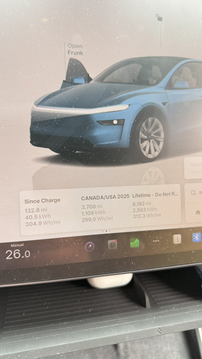 Drive_Protected's tweet image. 12 days, 4 states, 4 provinces, 3,700+ miles (5,968km) driven and countless memories made. Besides the atrocious charging and FSD having issues today, the new Model Y was a great vehicle to take on this road trip.
Time to charge it and then wash it!