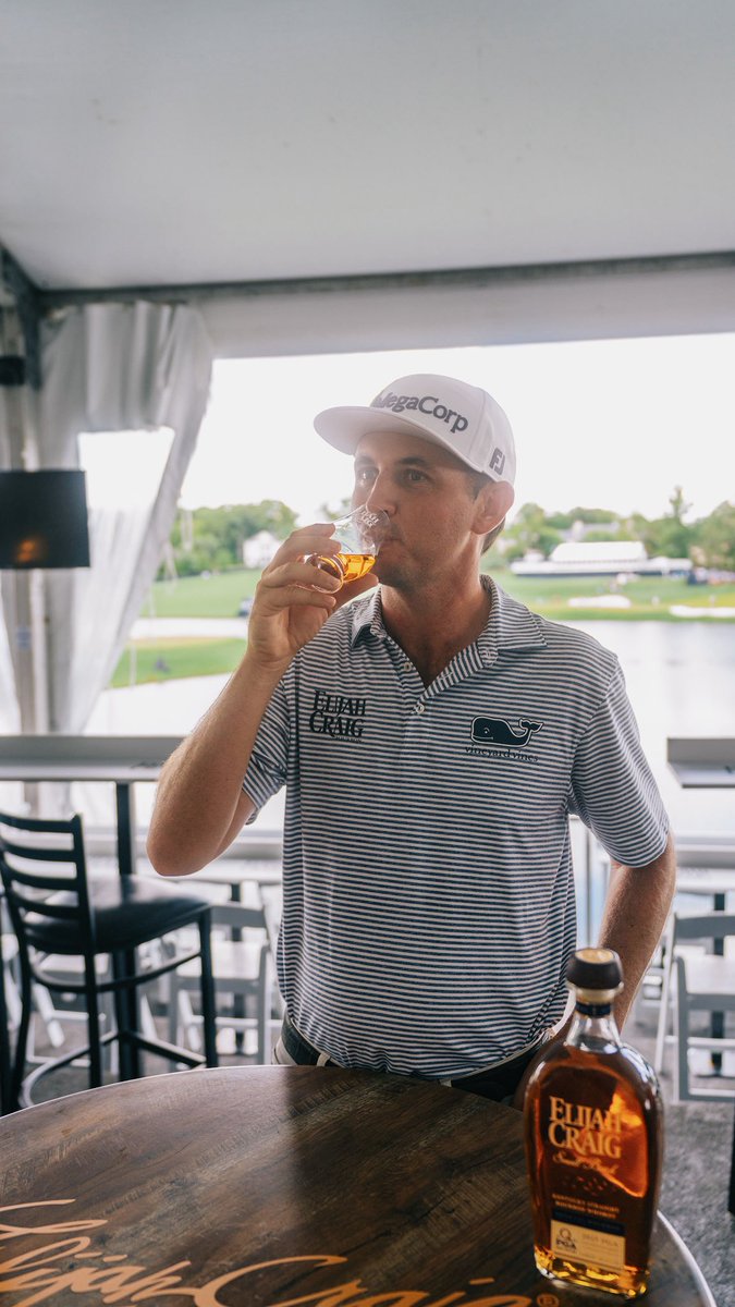 Top 5 at Quail Hollow deserves a celebratory sip. Congratulations <a href="/JT_ThePostman/">J.T. Poston</a> 🥃