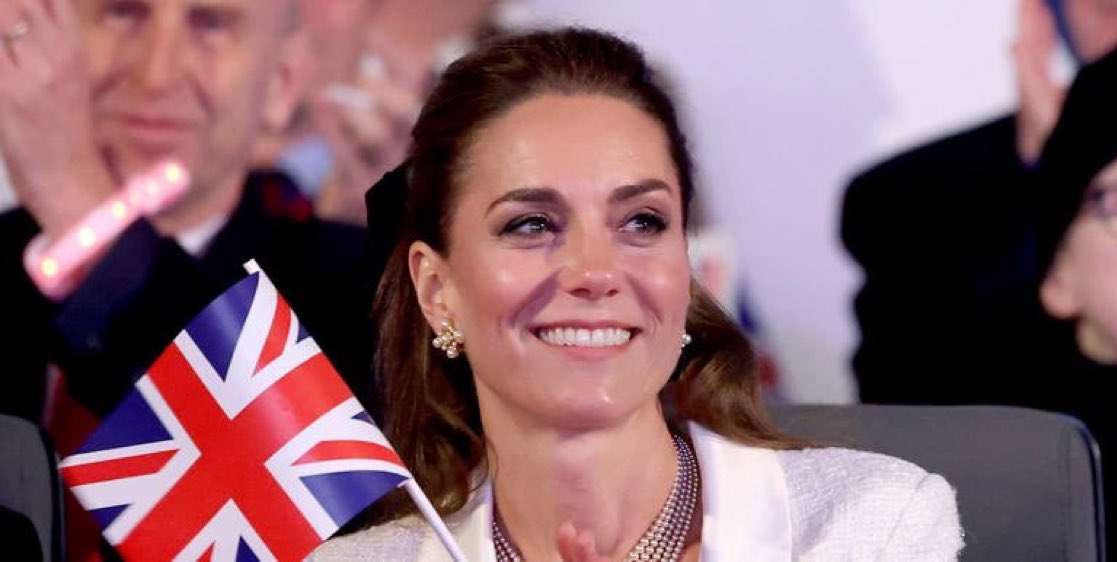 Who loves and respects Catherine Princess of Wales? 🙏❤️