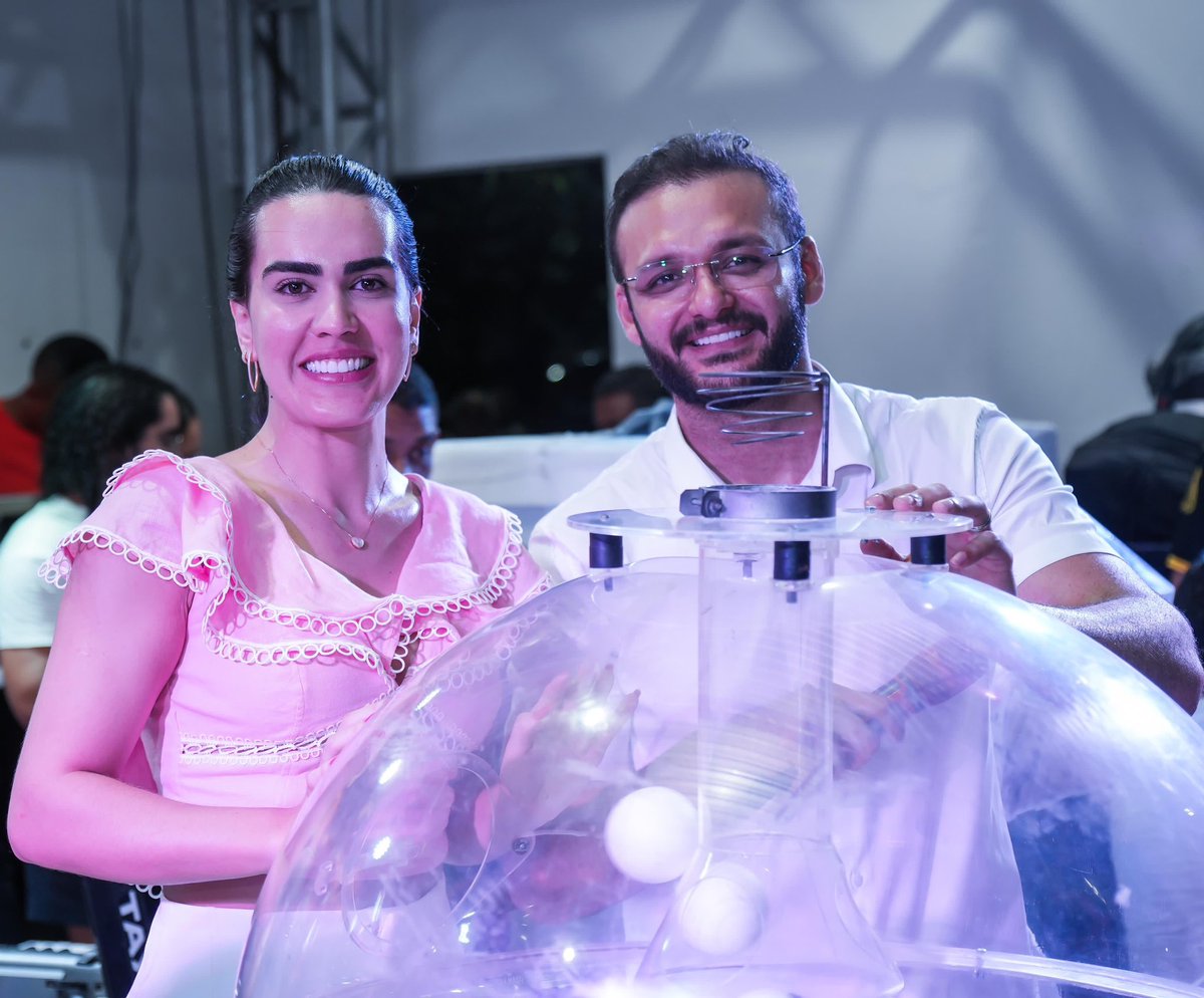 O amor de mãe é tudo: força, inspiração e o impulso que nos faz seguir em frente. 

Mais uma vez, a Festa das Mães de Santa Inês foi um espetáculo de alegria, carinho e emoção. 

Uma linda homenagem a quem tem o amor que é a base de todo avanço!