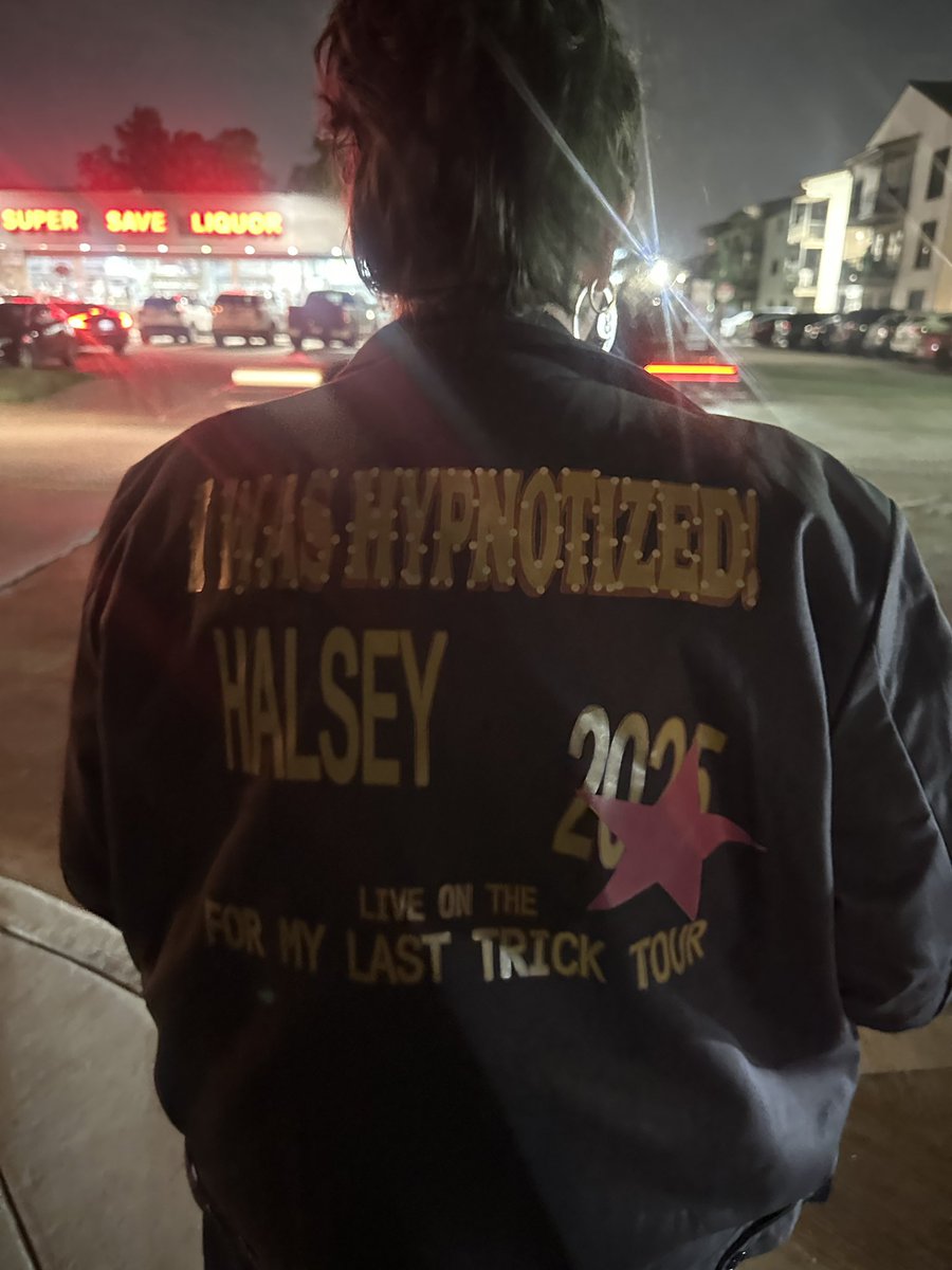 isjassomewhere's tweet image. forever memories🫶🏼✨