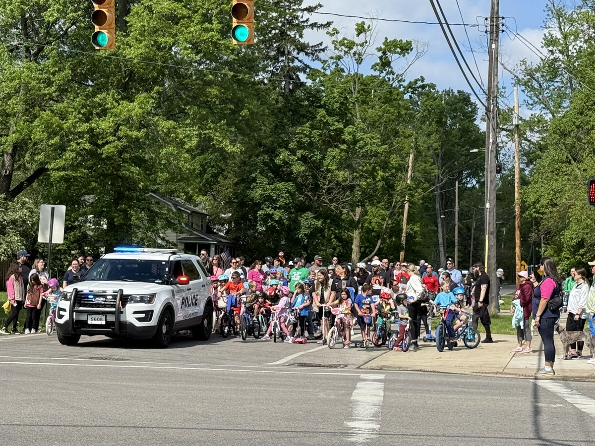 Ashley Basile Oeken tweet media