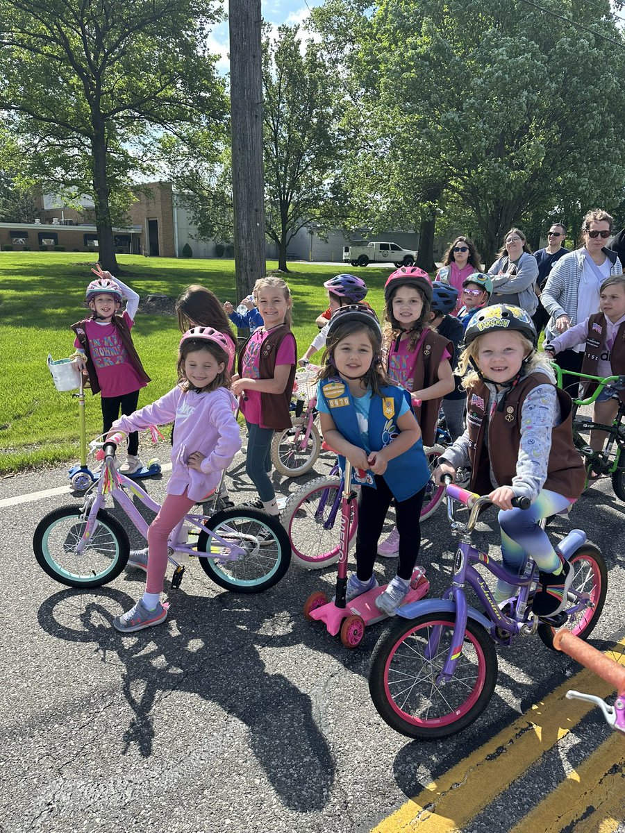 Ashley Basile Oeken tweet media