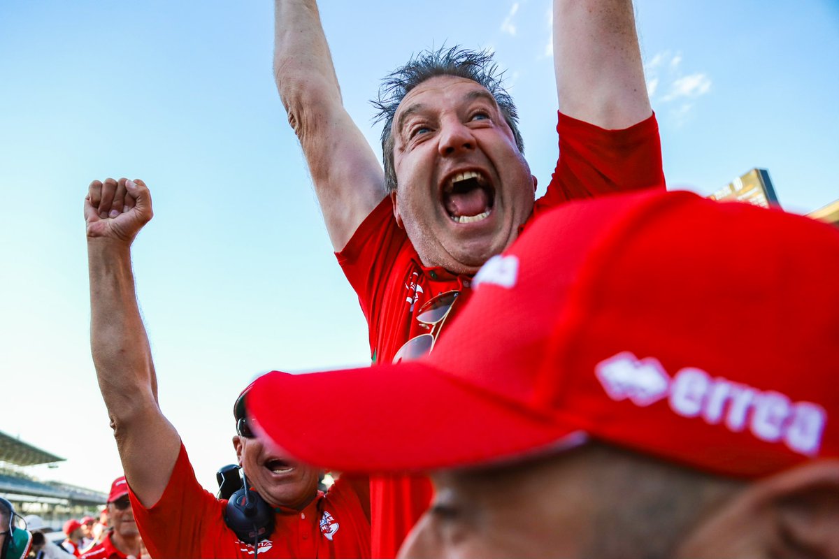 IndyCar's tweet photo. How can you not be romantic about b̶a̶s̶e̶b̶a̶l̶l̶ racing? https://t.co/WjWXgAc7yz