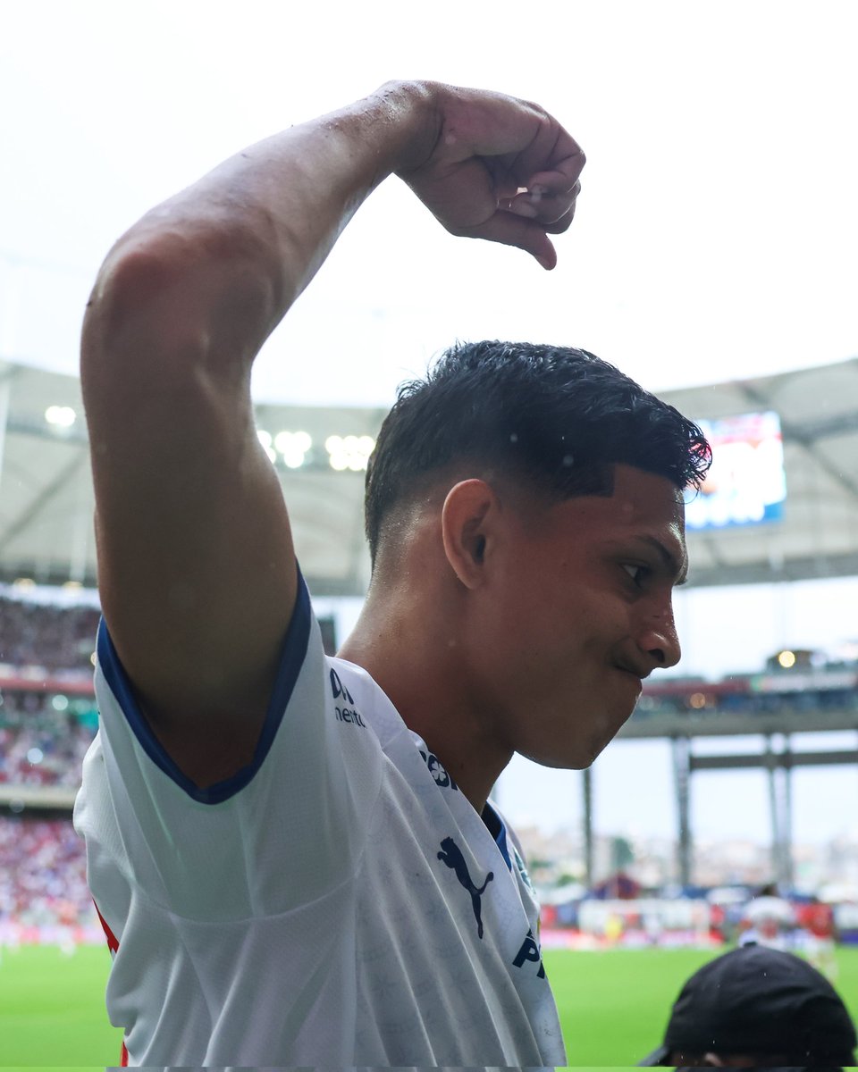 ⚽ Artilheiro isolado de novo no ano, agora com 8 gols. É isso mesmo, menino #Pulga! #BBMP