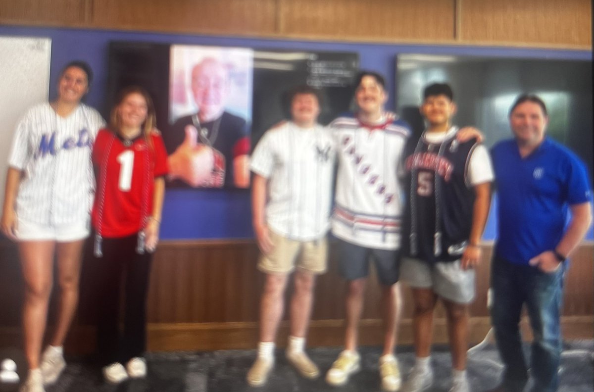 Len_Eagle's tweet photo. Just finishing my favorite year at #SetonHallStillman. Why? We now work with #SetonHallSportsPoll, its 11 interns and #DanLadik; teach #LegalFoundations for #GAA mogul #LarryMcCarthy, and relished our fifth #SportsBusinessAnalytics with #CharlesGrantham. Here are the Poll seniors, Hanna Hadlee Matthew, Dan, and Jakob; the new #SportsManagementHonors crew,plus our two in-class finales. #HazardZetForward you 74 Pirates, especially the class of 2025. Congratulations! #JoyceStrawser #BobBoland #BJSchecter