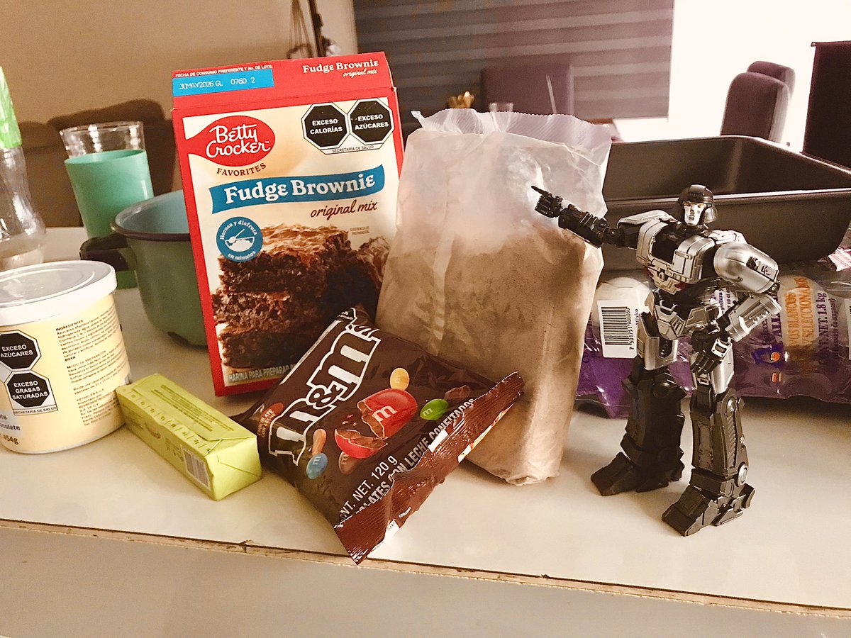 Mechatron_04's tweet photo. Ohhh guess what guys….
#CookingwithDee #D16 #TransformersOne https://t.co/O0rX2UAiN2