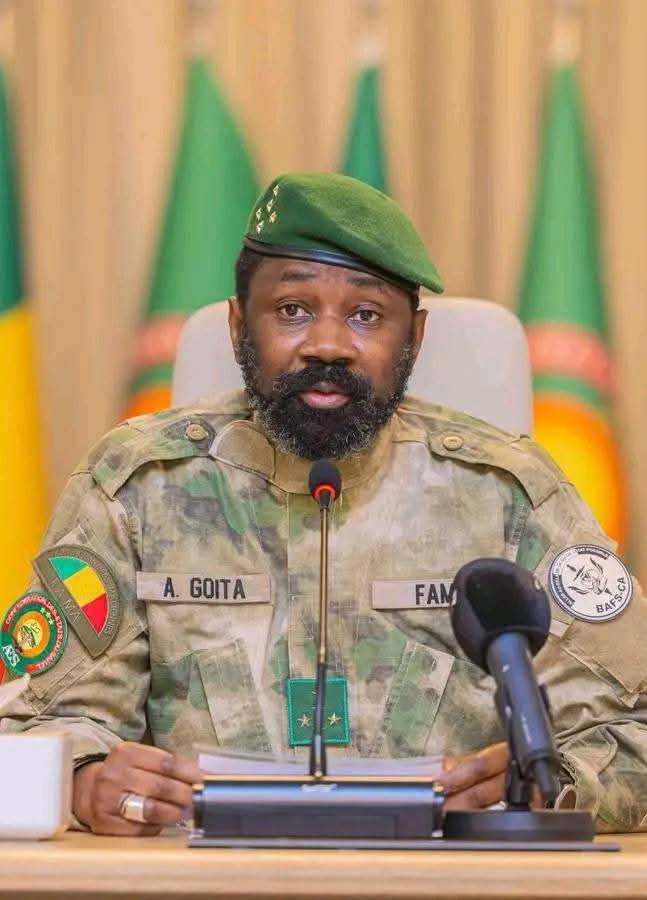 Sahel Revolutionary Soldier (@cecild84) on Twitter photo Gambia🇬🇲/The President of Mali🇲🇱 and the Confederation of Sahel States <a href="/GoitaAssimi/">Général d'Armée Assimi GOITA</a> receives the African Heroes Award. This annual ceremony saw the presentation of several awards to African figures. The grand prize was unanimously awarded to <a href="/GoitaAssimi/">Général d'Armée Assimi GOITA</a>, President of the Gambia🇬🇲/The President of Mali🇲🇱 and the Confederation of Sahel States <a href="/GoitaAssimi/">Général d'Armée Assimi GOITA</a> receives the African Heroes Award. This annual ceremony saw the presentation of several awards to African figures. The grand prize was unanimously awarded to <a href="/GoitaAssimi/">Général d'Armée Assimi GOITA</a>, President of the