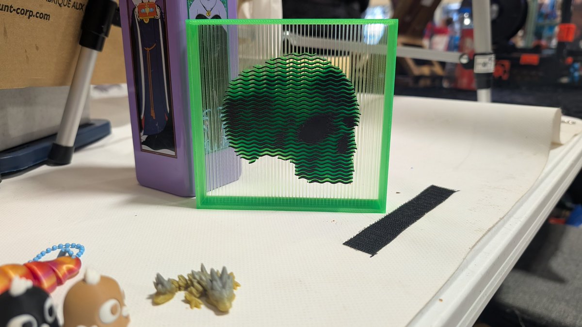 3DFidgets's tweet image. Had a great time at @RMRRF! #opensource #3dprinting is alive with community printers, projects and comradary! Thanks to @3DPrintBunny for the amazing art, everyone who visited and purchased a #fidget or magnet.