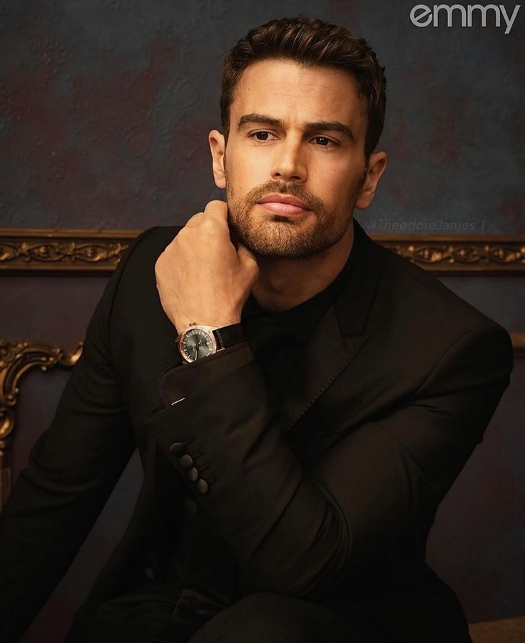 Just because I am a vampire doesn't mean I don't have to look good!🧛‍♂️