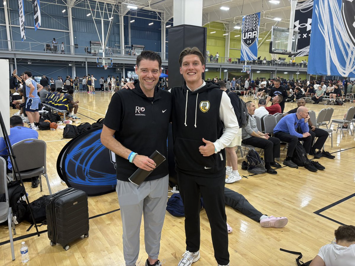 Mason Shifflett (@coachmshifflett) on Twitter photo Great being back in the Midwest this weekend at UAA in Cincinnati. Can’t say enough about the impact <a href="/coachAwood/">Ryan Arrowood</a> has had on me. Grateful for his mentorship and example as a Faith driven leader. Few have shaped my journey more. <a href="/TVCSHoops/">Former TVCS Prep Basketball</a> #BiggerThanMe Great being back in the Midwest this weekend at UAA in Cincinnati. Can’t say enough about the impact <a href="/coachAwood/">Ryan Arrowood</a> has had on me. Grateful for his mentorship and example as a Faith driven leader. Few have shaped my journey more. <a href="/TVCSHoops/">Former TVCS Prep Basketball</a> #BiggerThanMe