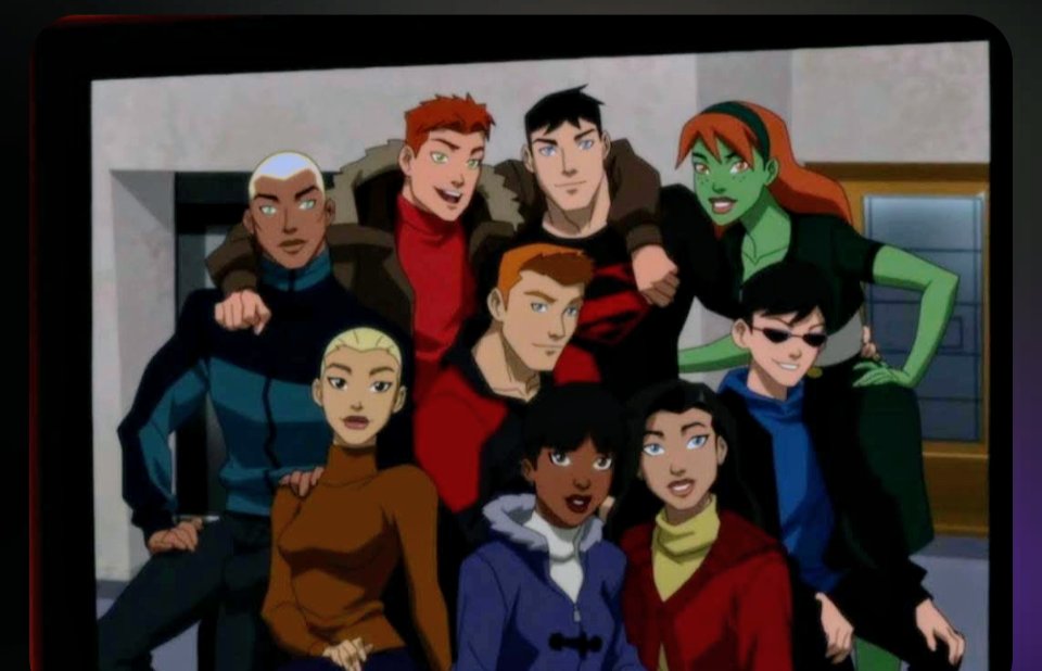 Any #YoungJustice fans going to <a href="/MCMComicCon/">MCM Comic Con</a> we have a <a href="/DCOfficial/">DC</a> #cosplay meet up and specific #YoungJusticefan cosplayer meeting Friday and we are one #missmartain away from recreation of #Youngjusticephantoms group photo