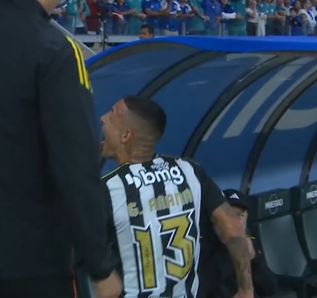 zonadogalo's tweet photo. Eu nasci para amar o Guilherme Arana https://t.co/zrUtQNHC3y