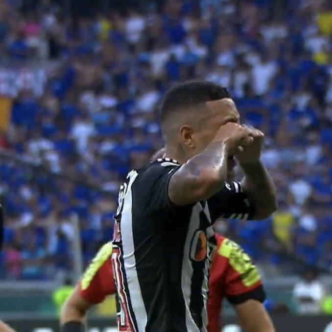 Eu nasci para amar o Guilherme Arana