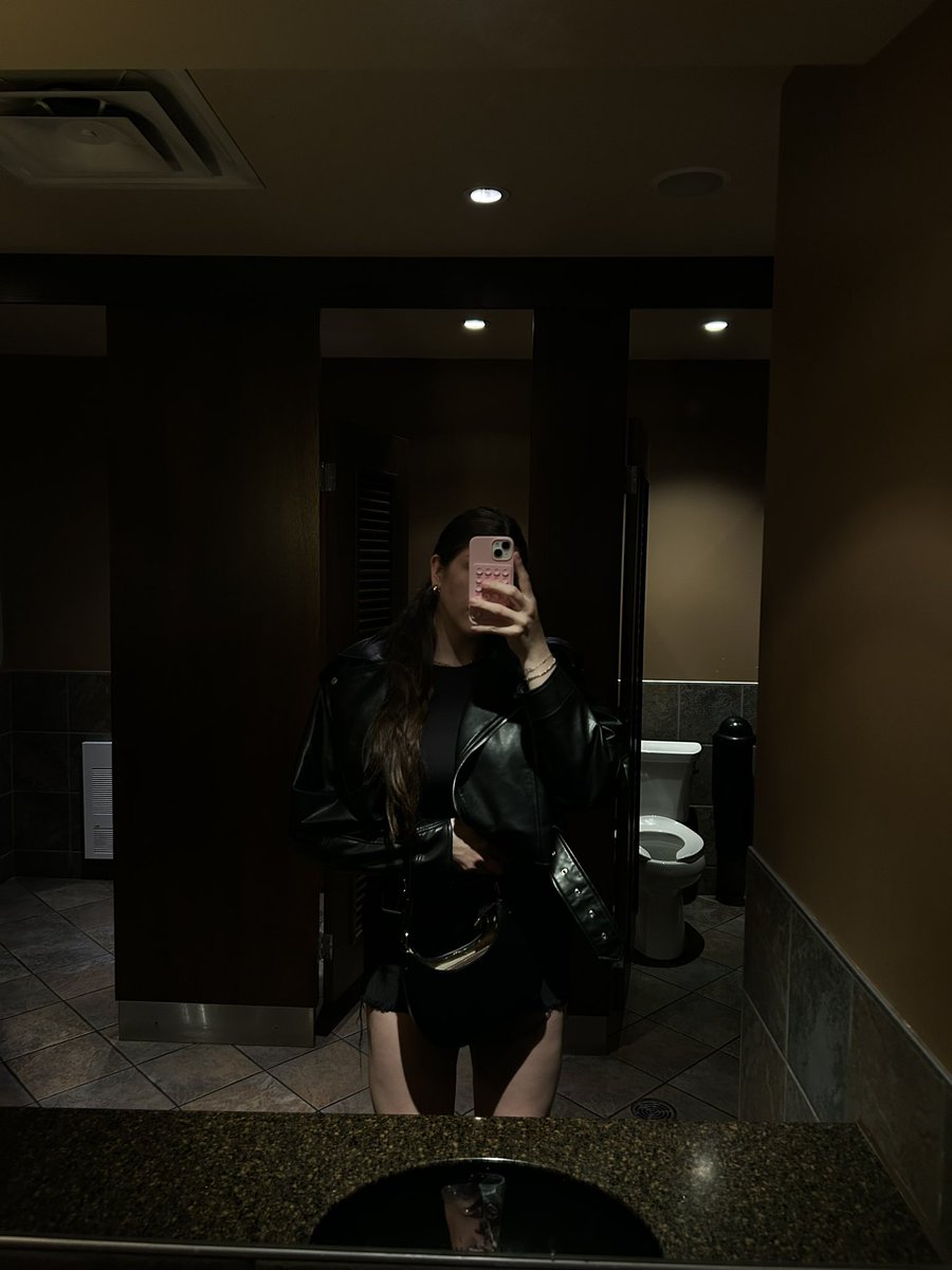 PrincessAlaskaa's tweet photo. What a perfect 🚽 for me to dump ur ugly head in <3 :p

Findom humanATM drain wallet rise swirly https://t.co/Wke46JH53Q