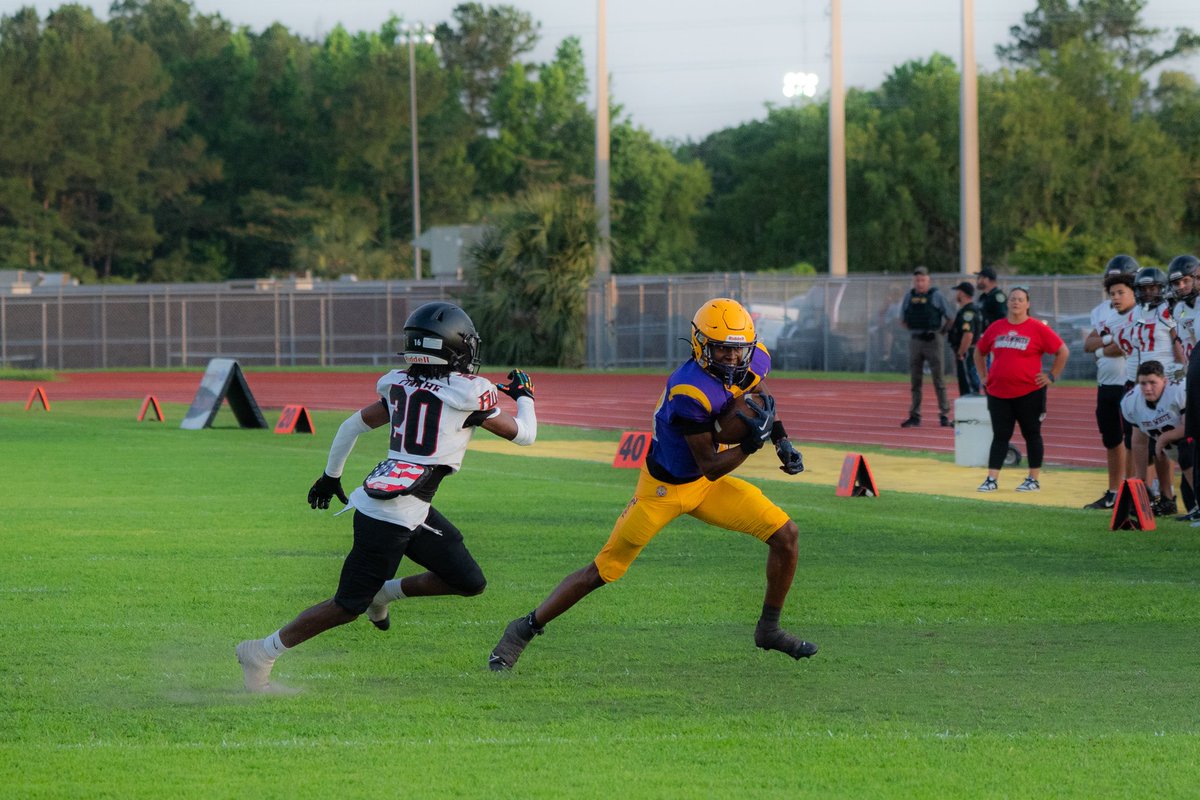 KJackson55315's tweet image. hudl.com/v/2SAhkt Check me out!! first spring game
4 receptions for 50 yards
1 touchdown