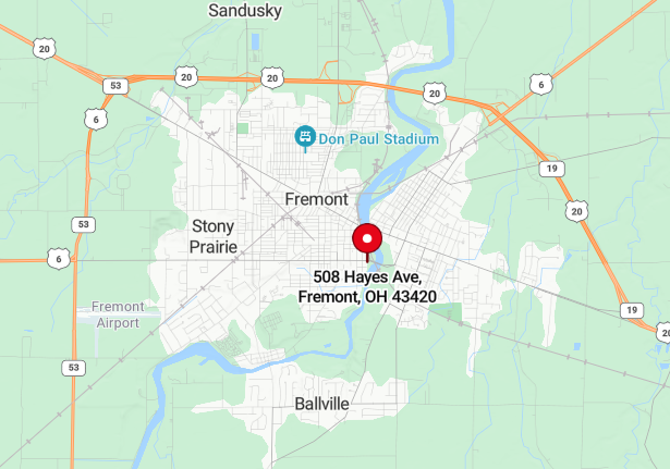 alertpage's tweet image. FREMONT,OH **MASS CASUALTY INCIDENT** NUMEROUS PEDESTRIANS STRUCK BY A TRAIN - 2 PPL ARE MISSING IN THE RIVER - CPR ON AT LEAST 1 VICTIM - 5 YEAR OLD IN THE RIVER #BREAKING