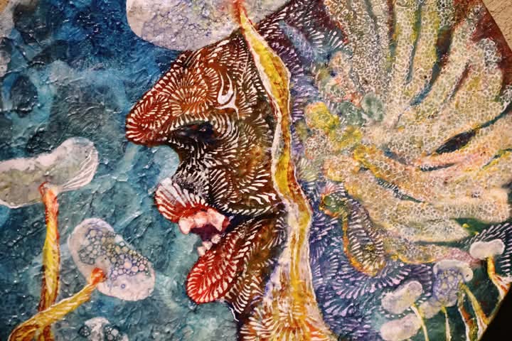 「このイタモジホコリの胞子をコラージュした作品【疑似餌】。 私の作品を更にルーペや」|赤城美奈@個展「幻想術」みうらじろうギャラリーbis 4/8～4/16のイラスト