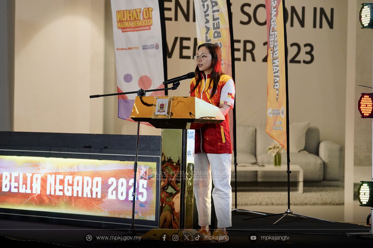MAJLIS PERASMIAN SAMBUTAN HARI BELIA NEGARA (HBN) PERINGKAT NEGERI SELANGOR 2025

Tarikh : 18 Mei 2025 
Tempat : Pusat Beli-belah KSL Esplanade, Klang.

#HBN #belia #Selangor #Malaysia #TahunMelawatSelangor2025 #MPKj #enjoykajang