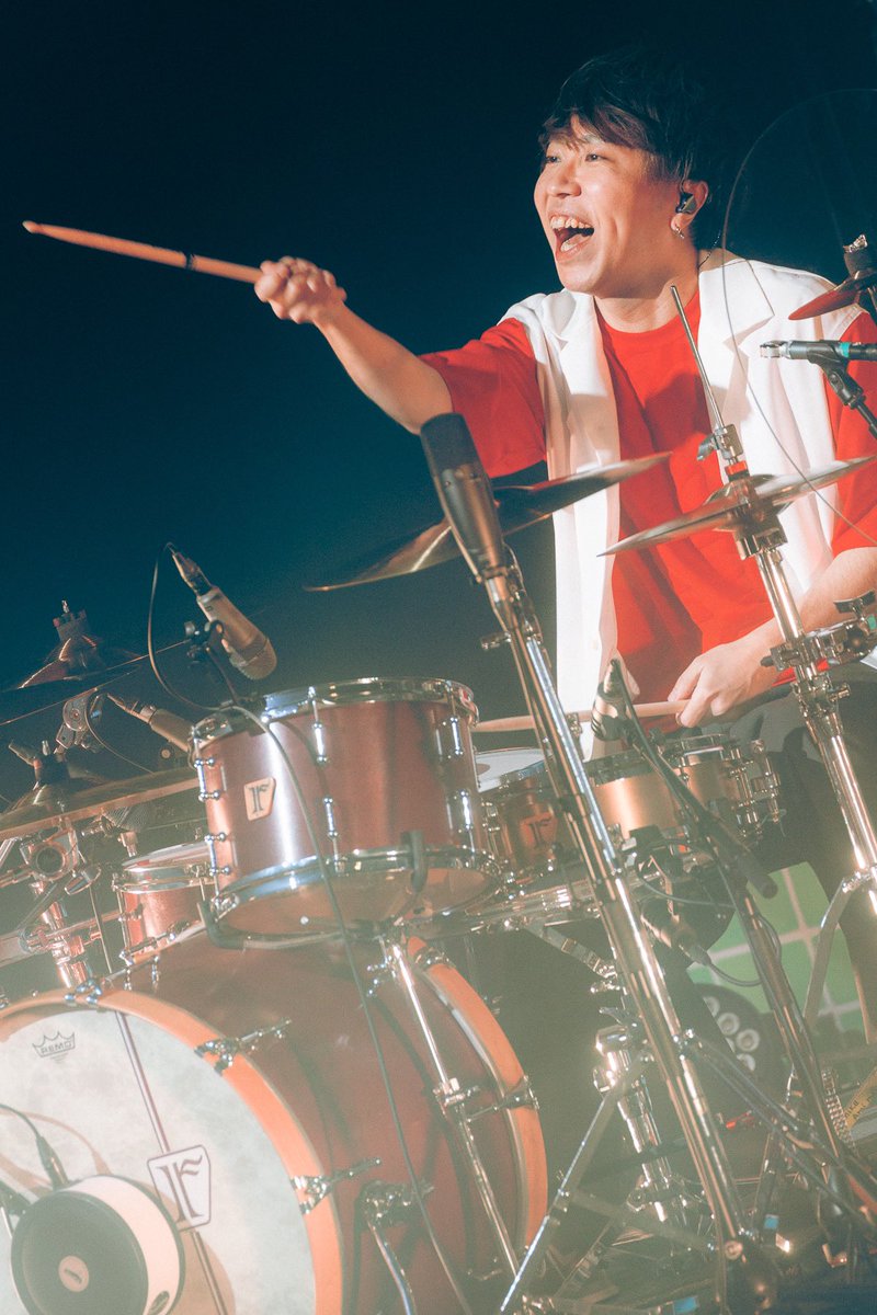 sumika_inc's tweet photo. #sumika 
Live Tour 2025『Vermillion’s』

2025.05.18
香川 レクザムホール

あなたの声援や歌声が、素晴らしいステージを作ってくれました。
かけがえのない1日。
本当にありがとうございました！

#スミヴァーミ https://t.co/mByLkcNr1I