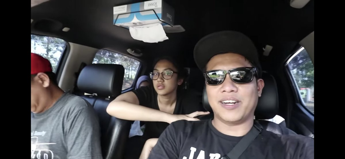 Pesona cowo yang "hampir" mewarisi Ct Corp 😎😎😎

<a href="/profesor_saham/">PROFESOR SAHAM</a>  ft <a href="/IndoPopBase/">pop.exe</a>