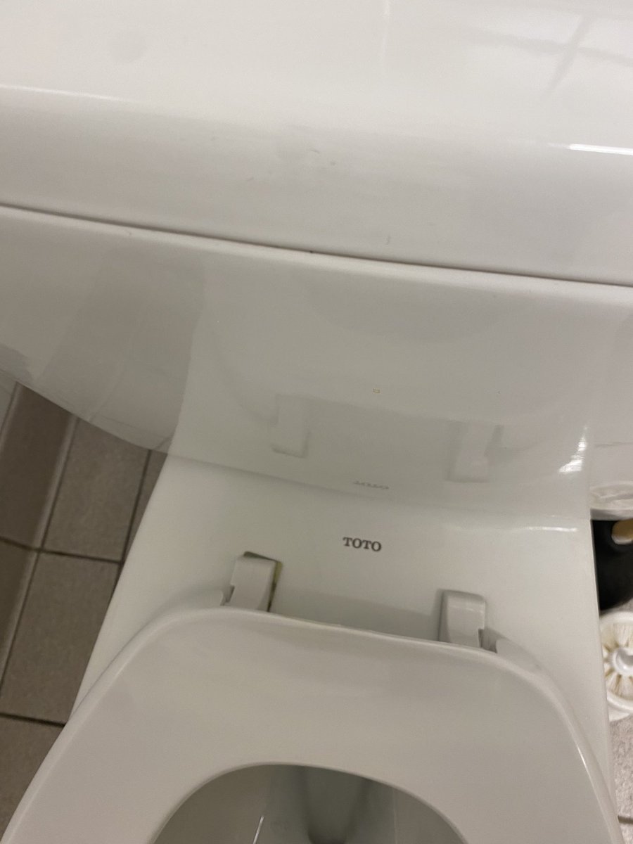 jblatt_'s tweet photo. Who knew the guys that made the Africa sing also made toilets. Learn something new everyday. https://t.co/cDihTOsDi3