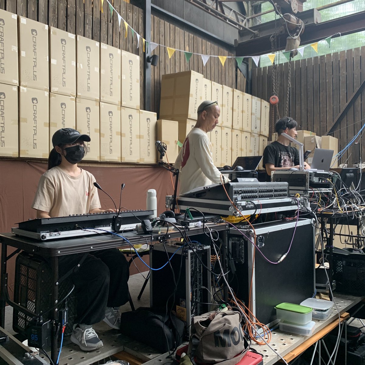 RINCOLO's tweet photo. 昨日はBROS FEST.でした。主催のダイちゃん&トモくん、そして出演者&関係スタッフの皆さんお疲れ様でした&ありがとうございました✨#ブロスフェス #brosfest
https://t.co/JFWNRADnAZ https://t.co/xlTzy5fBUf
