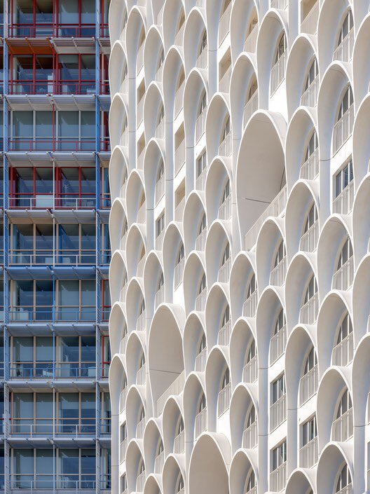 itsRomBom's tweet photo. concrete arches

La Porte Bleue / PietriArchitectes https://t.co/ovrVdNKGfg