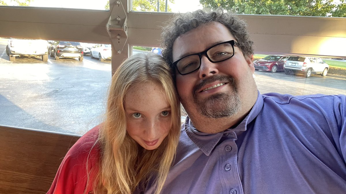 Dim Dezarie tweet media