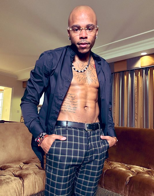 Watch 👑Musa Nova Phoenix Blessed 🙏🏾's leaked NSFW photo on TwXstars