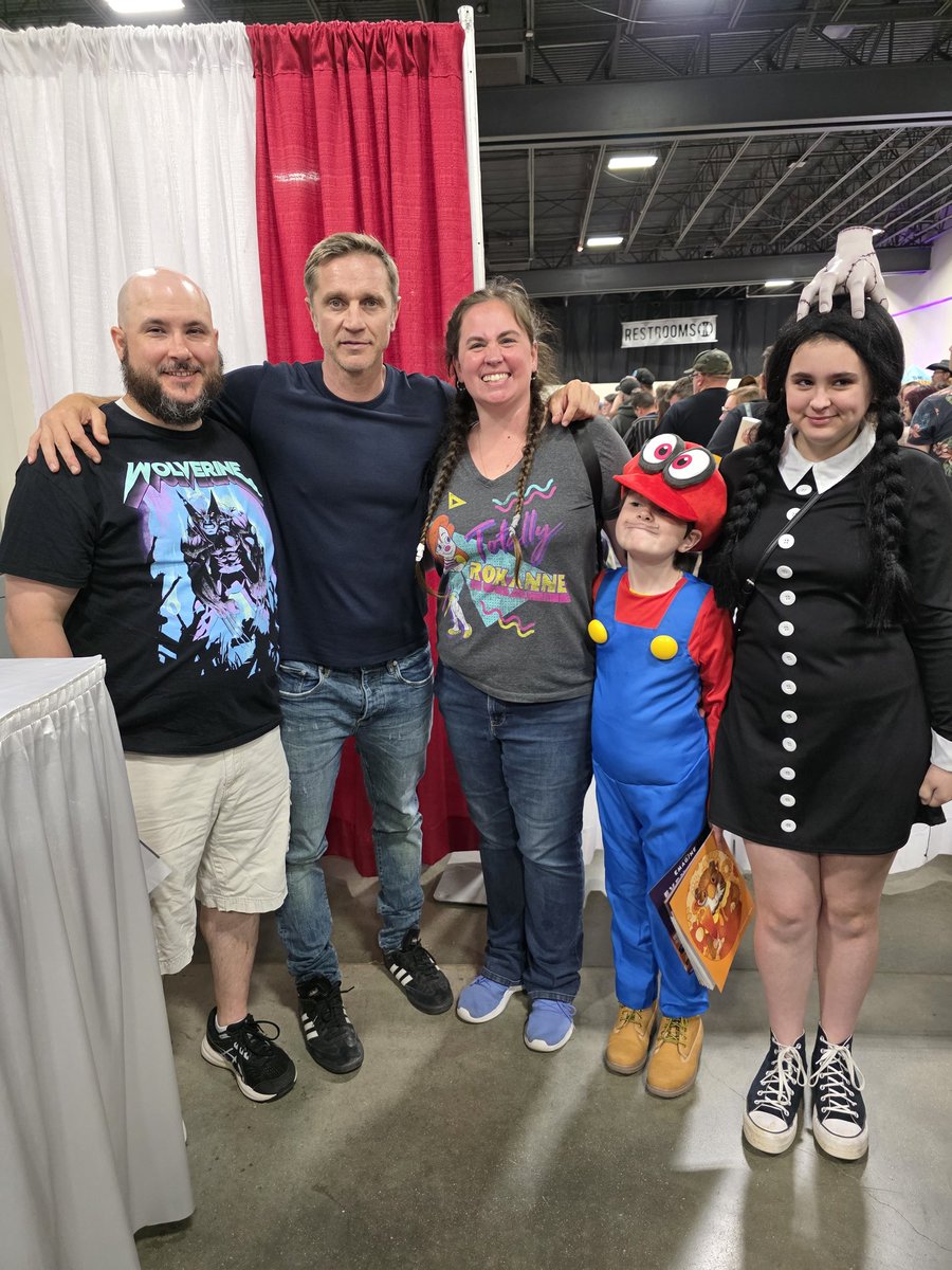 sngglbgbl's tweet photo. @DevonESawa Yes sir we have. Thank you again. Wonderful meeting you! https://t.co/U3P97sSmcL