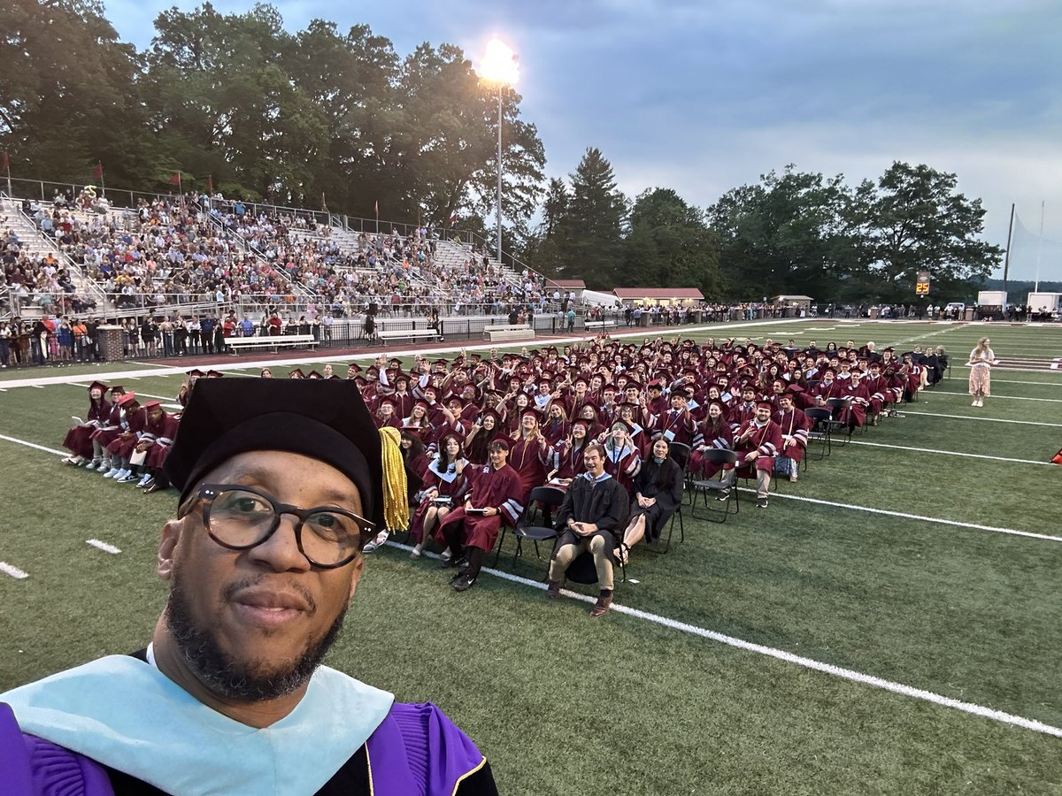 DrHawk731's tweet image. Congratulations to the Class of 2025! We know you all will do BIG things in the world!! "Once a Wildcat ALWAYS a Wildcat!" #RWR 🐾