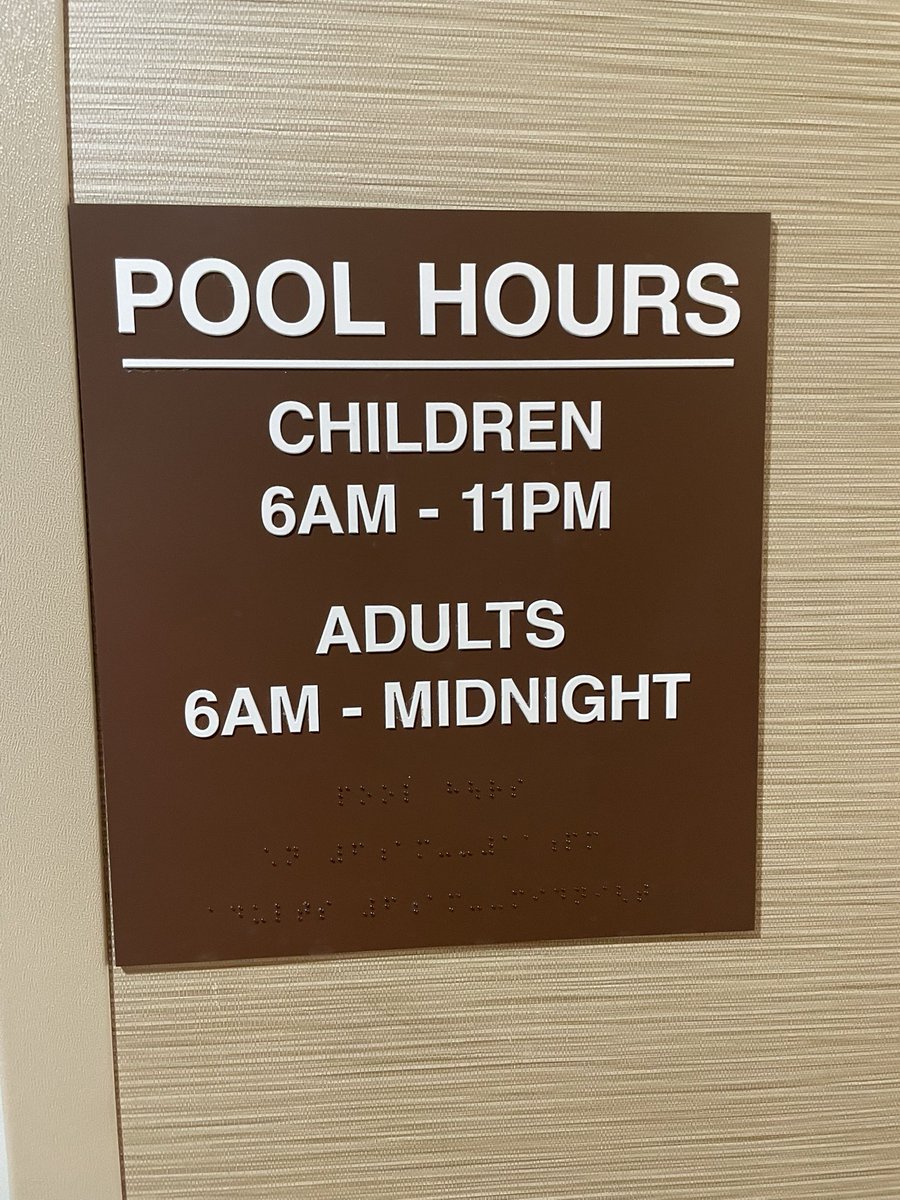 fridaybeers_'s tweet photo. What is going on in the pool from 11-midnight? #expand https://t.co/JFS0pusGT0