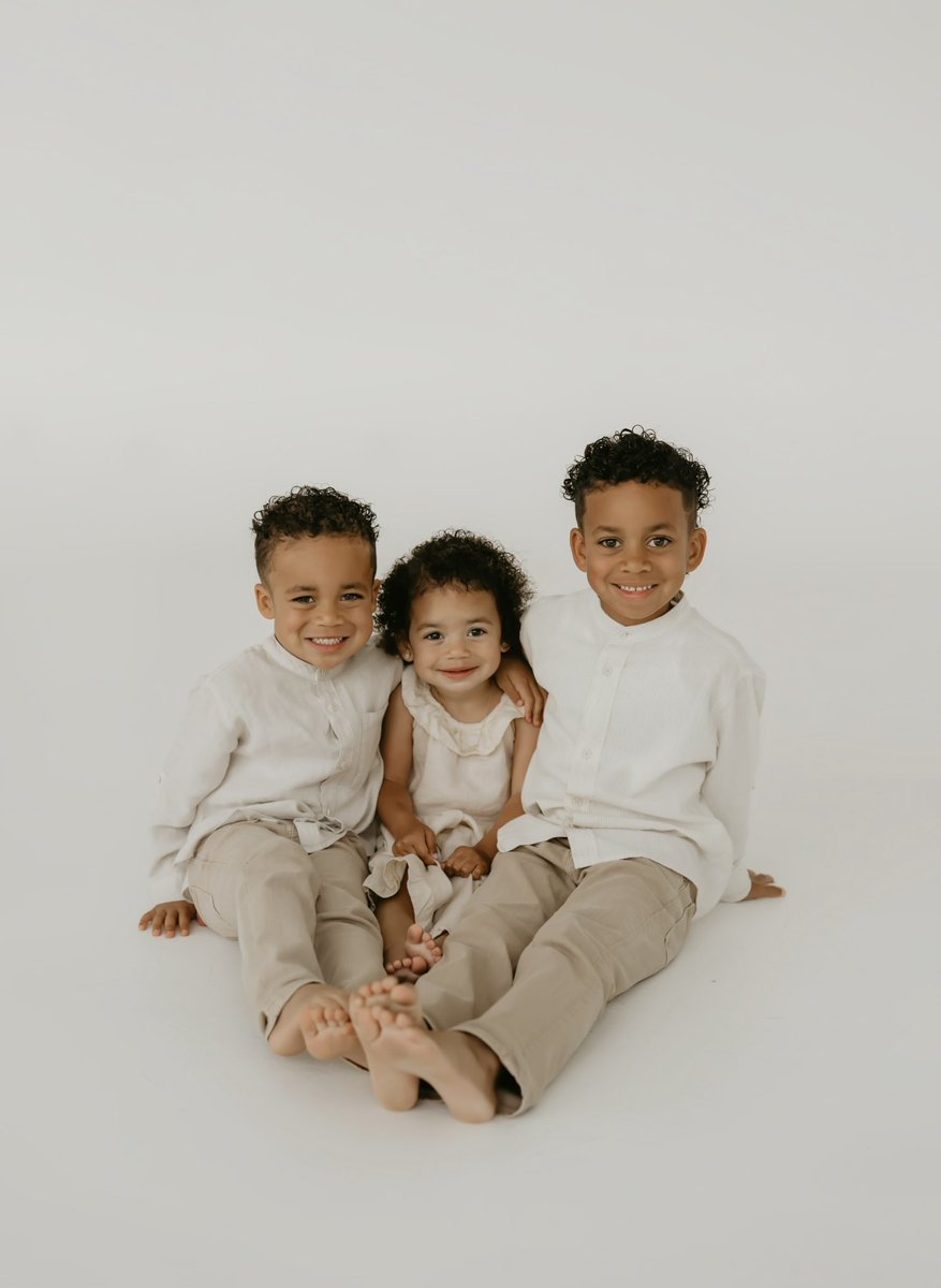 My three best friends 🫶🏾❤️