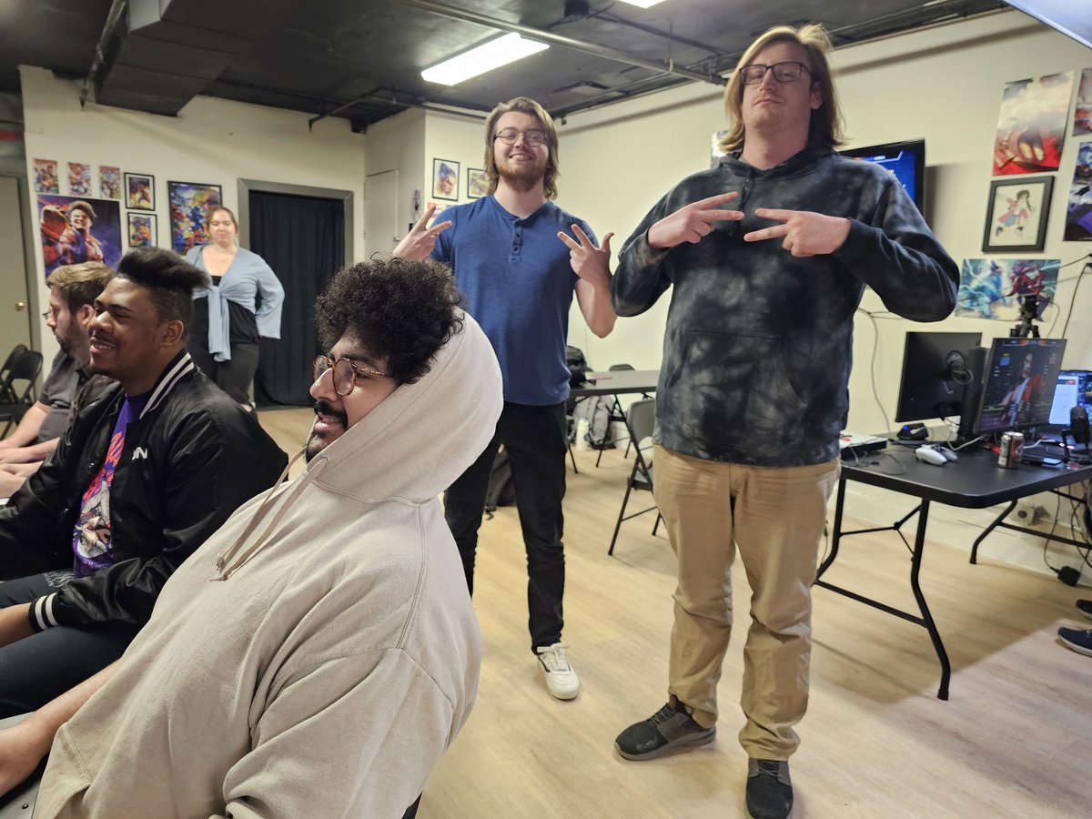 Top 3 for CotW at MM18!

🥇 <a href="/Yeezers2/">Samba, migo</a>
🥈 <a href="/_piffy_/">piffy</a>
🥉 bman