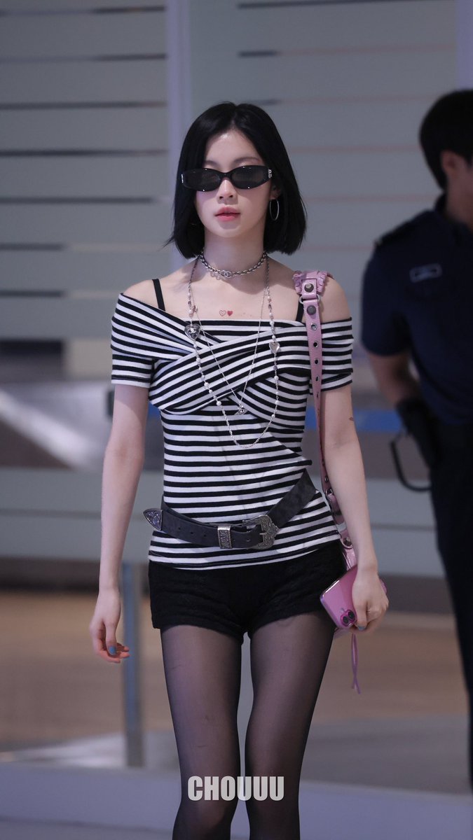 CHOUUU_ASA's tweet image. 2025.05.19
🐰

#BABYMONSTER #베이비몬스터
#아사 #Asa #榎並杏紗 #ENAMIASA