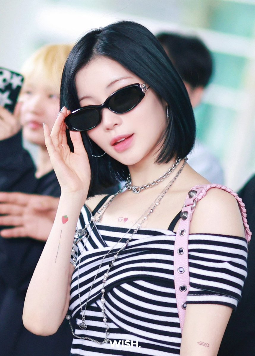 wish__asa's tweet image. 250519 🖤

#BABYMONSTER #베이비몬스터 
#아사 #ASA #榎並杏紗 #ENAMIASA