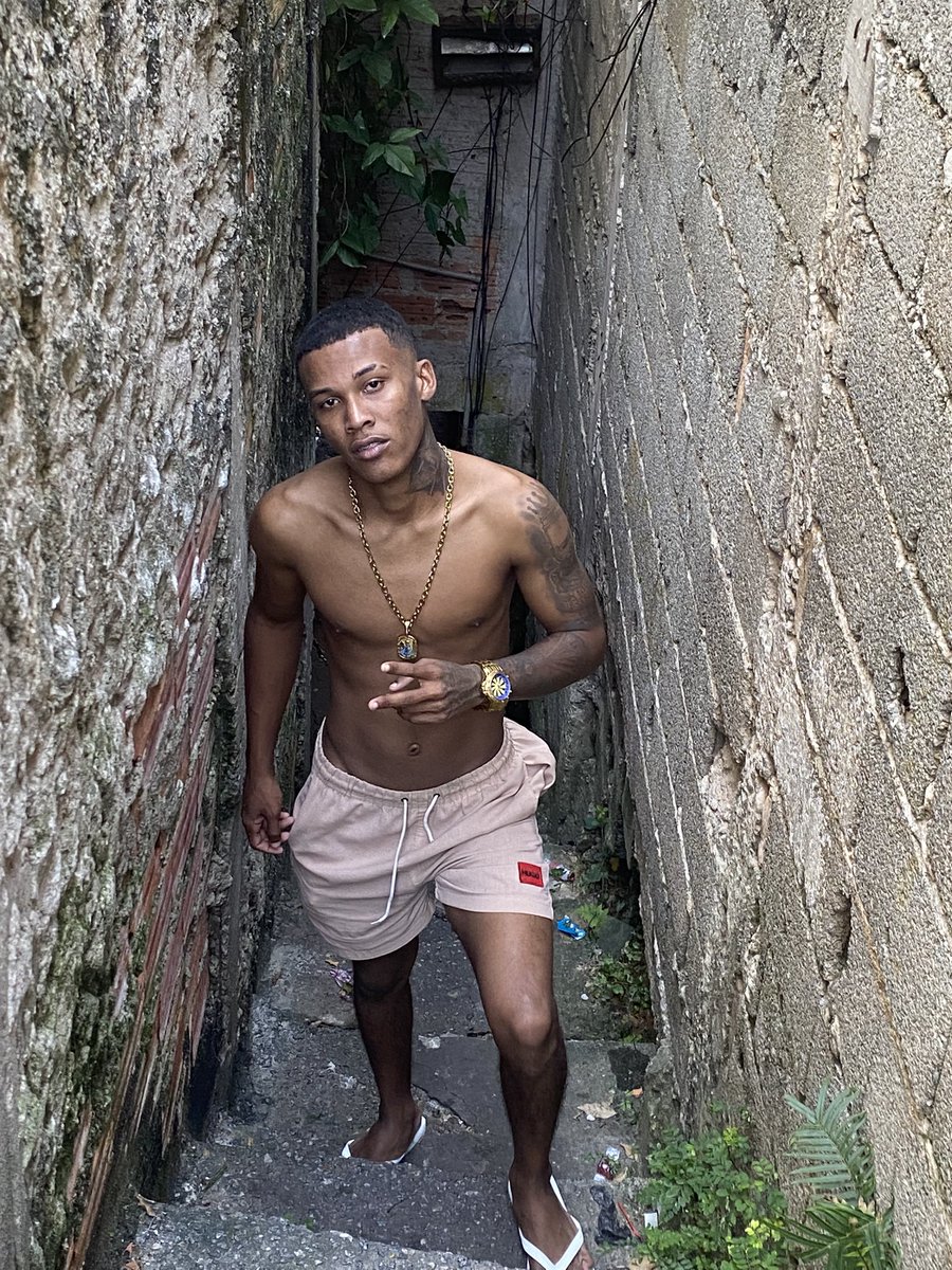 eu_rexx's tweet photo. 👑 https://t.co/HuowzRtAmb