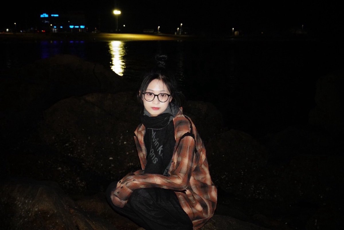 ahyeonpics's tweet photo. AHYEON WEVERSE UPDATE 
#AHYEON #아현 #郑雅贤 #アヒョン https://t.co/py4rjLfFGQ