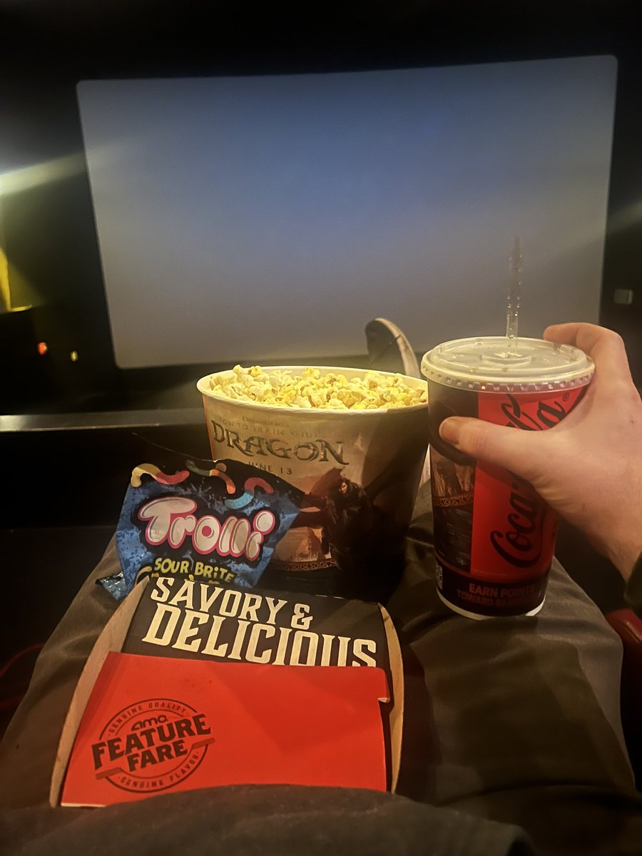 theREALwright33's tweet photo. Movie 67 of 2025 @AMCTheatres #atAMC #TheRuse No place I’d rather be on a Sunday night and I’ll be back tomorrow for #ScreenUnseen. #shareAMC @CEOAdam https://t.co/JDCBuGdFBG