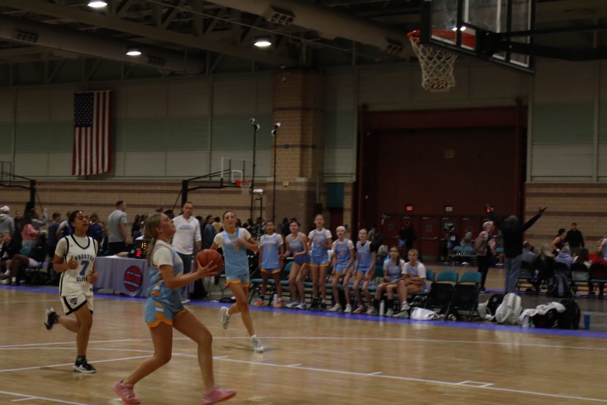 Ang with dagger steal and lay up. Full support of McCarthy 7th grade. Another great weekend. #Shoreshotsfamily #allin <a href="/ShoreshotsGirls/">NJ Shoreshots Girls- HGSL</a> <a href="/TinyGreenNBS/">Coach Tiny Green</a> <a href="/caaitlinc/">Caitlin Carroll</a>